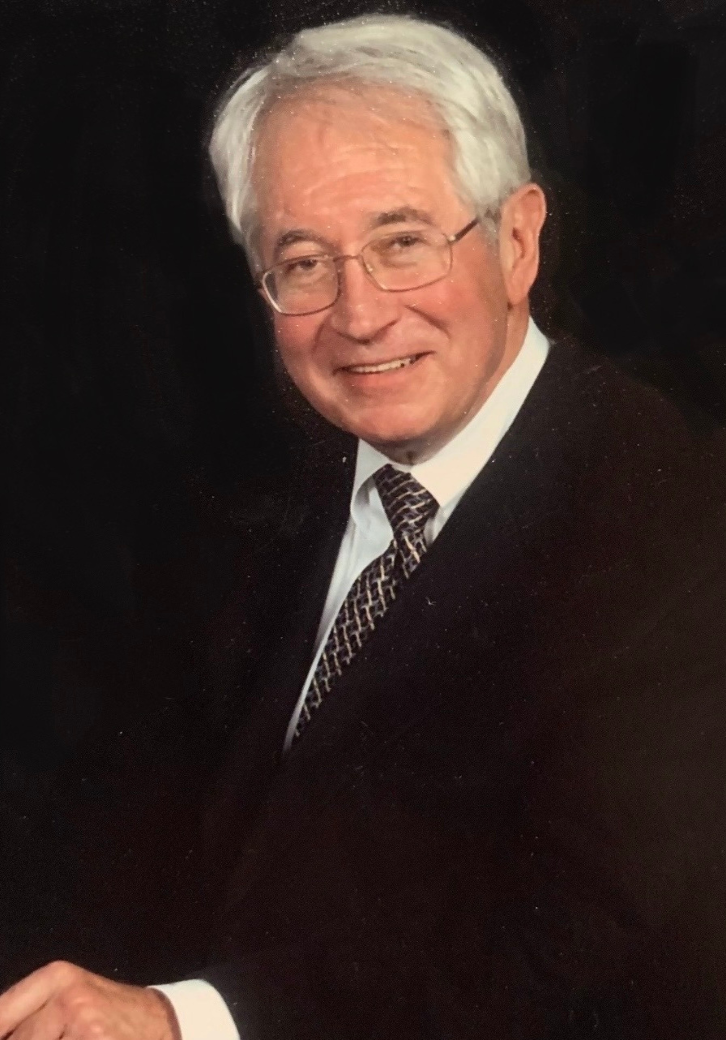 Image of Gene Warren